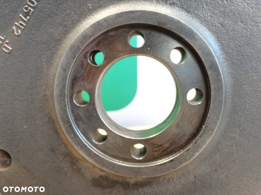 Koło zamachowe John Deere 7720 {R505742} - 14