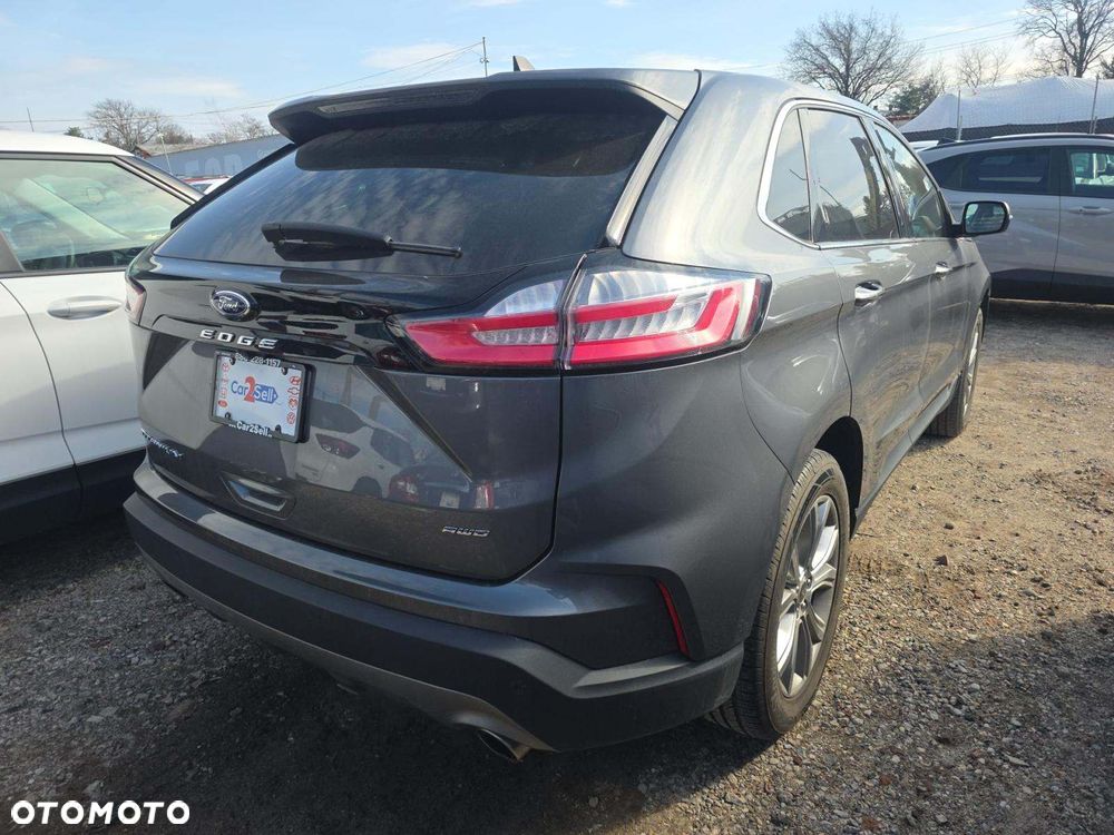 Ford Edge - 4