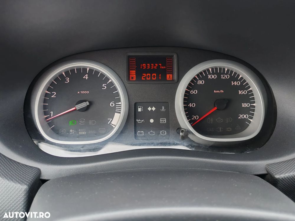 Dacia Duster 1.6 16V 4x2 Prestige - 12