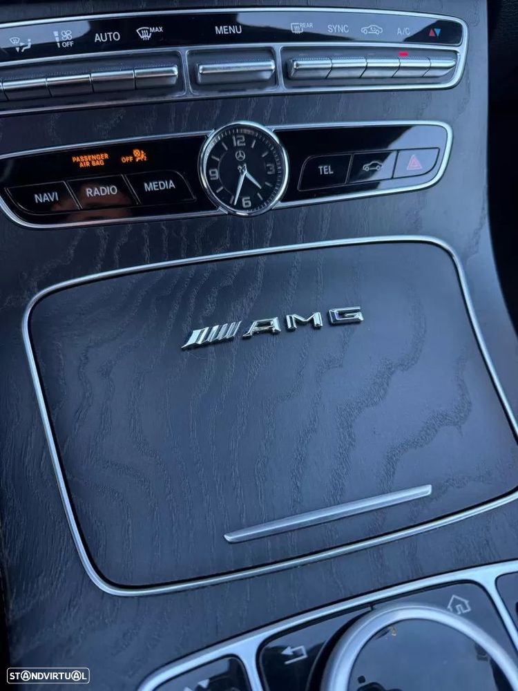 Mercedes-Benz E 220 d AMG Line - 11