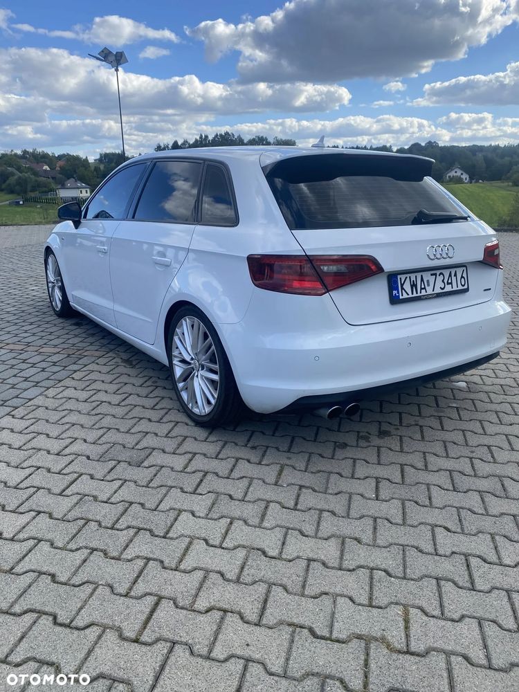 Audi A3 Sportback - 4
