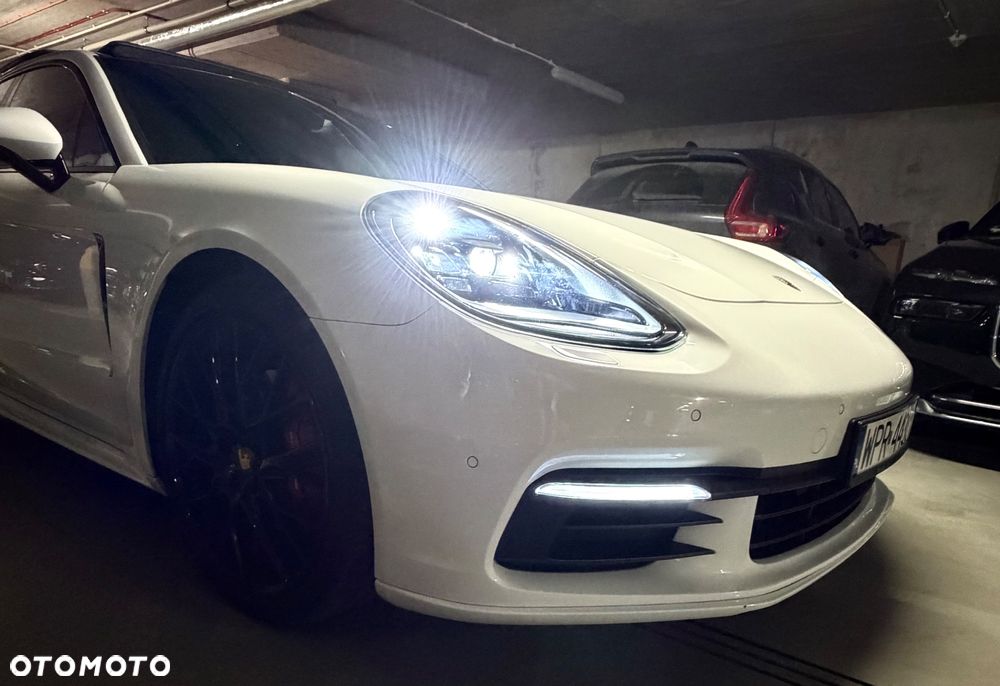 Porsche Panamera - 9