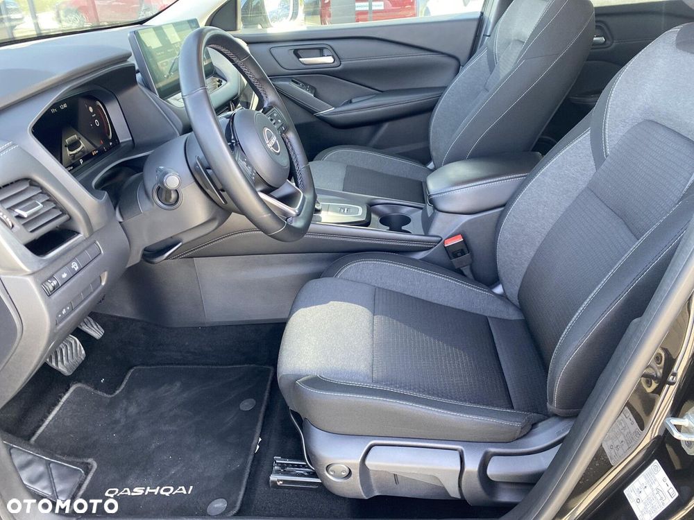 Nissan Qashqai - 11