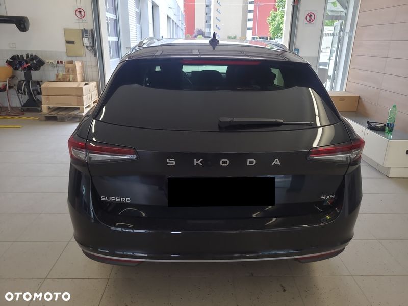 Skoda Superb 2.0 TDI SCR 4x4 L&K DSG - 7