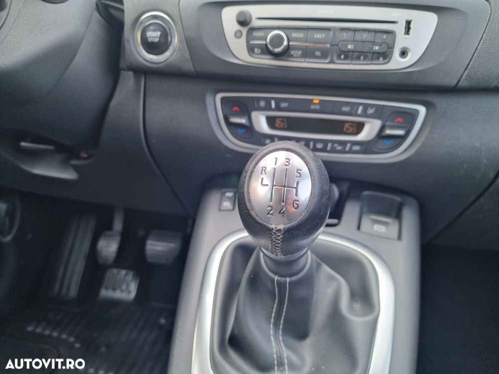 Renault Grand Scenic 1.5 dCi Privilege - 4