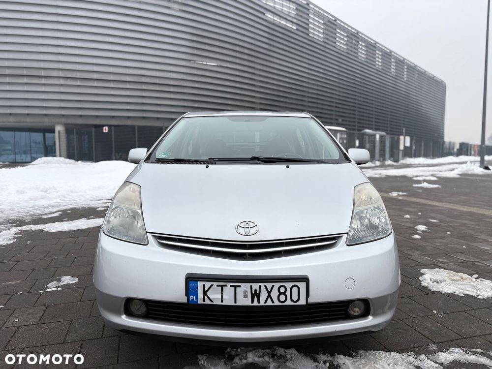 Toyota Prius 1.5 VVT-i Sol - 2