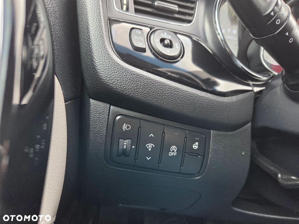 Kia Ceed 1.6 GDI ISG Dream Team Edition - 7