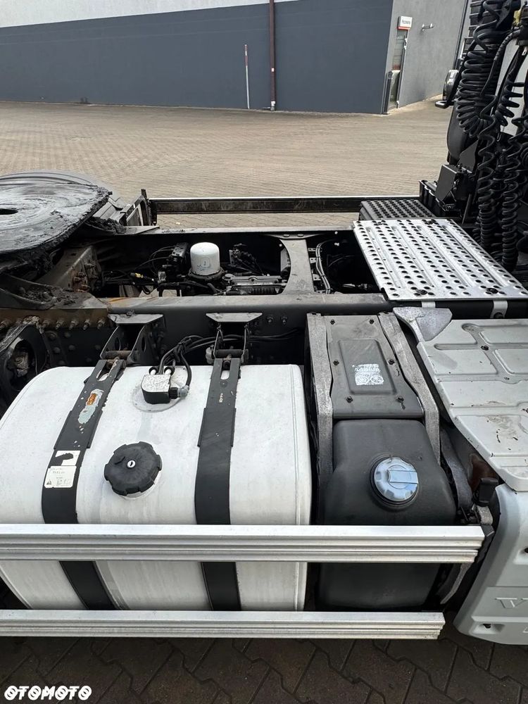 Volvo FM410 - 6