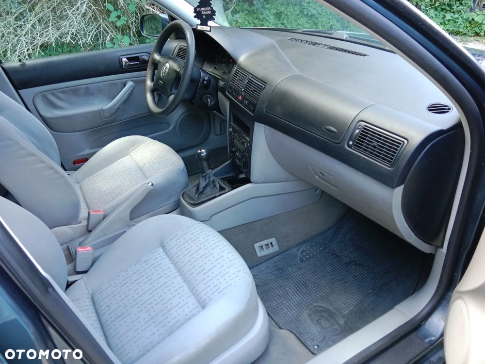 Volkswagen Golf IV 1.6 Basis - 9