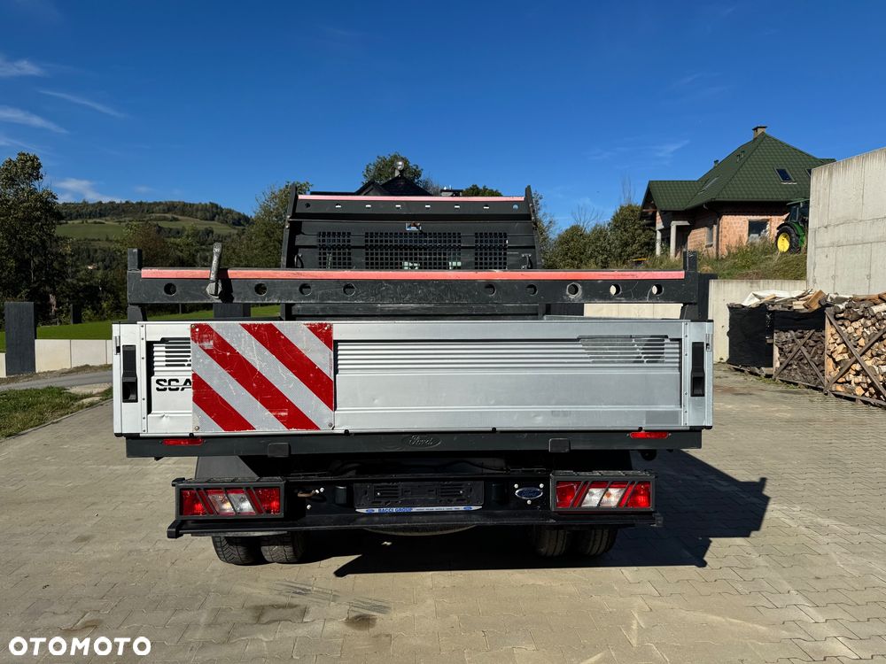 Ford Transit - 4