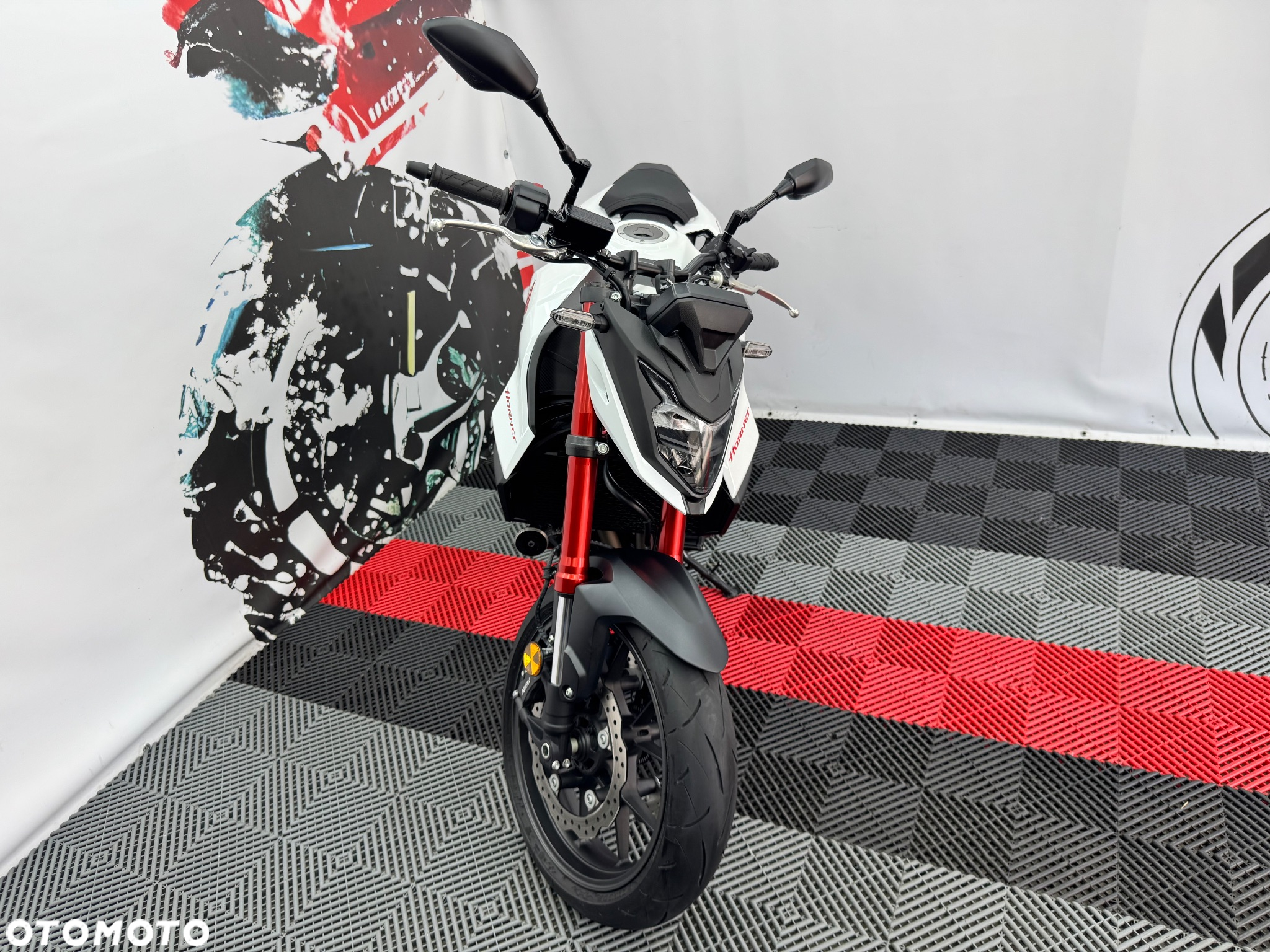 Honda CB - 9
