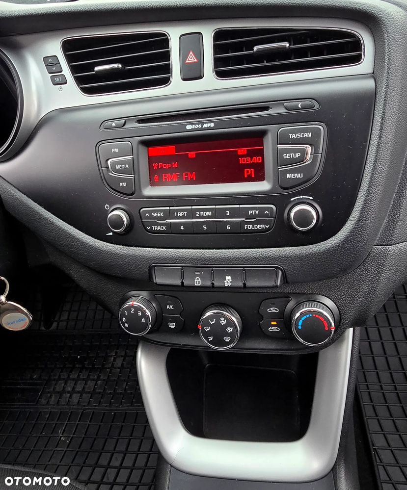 Kia Ceed 1.4 CVVT Attract - 12