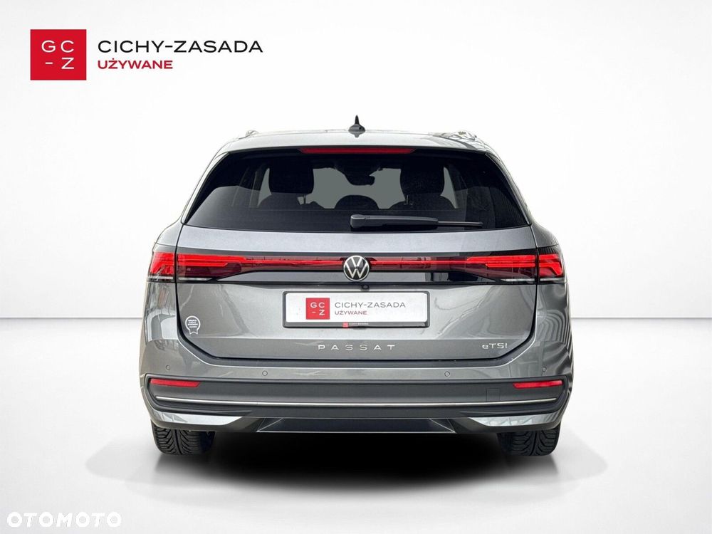 Volkswagen Passat - 6