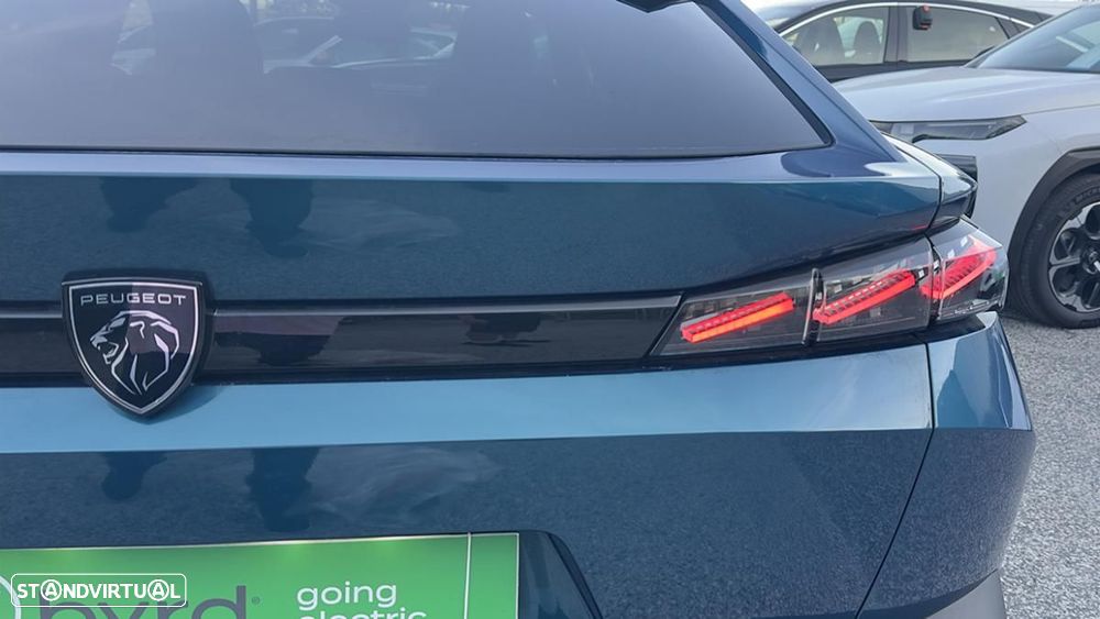 Peugeot E-408 58 kWh GT - 16