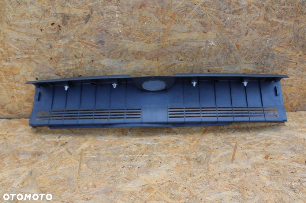 Osłona pasa tylnego wewnętrzna MITSUBISHI COLT VI z30 MR951612ZZ - 3