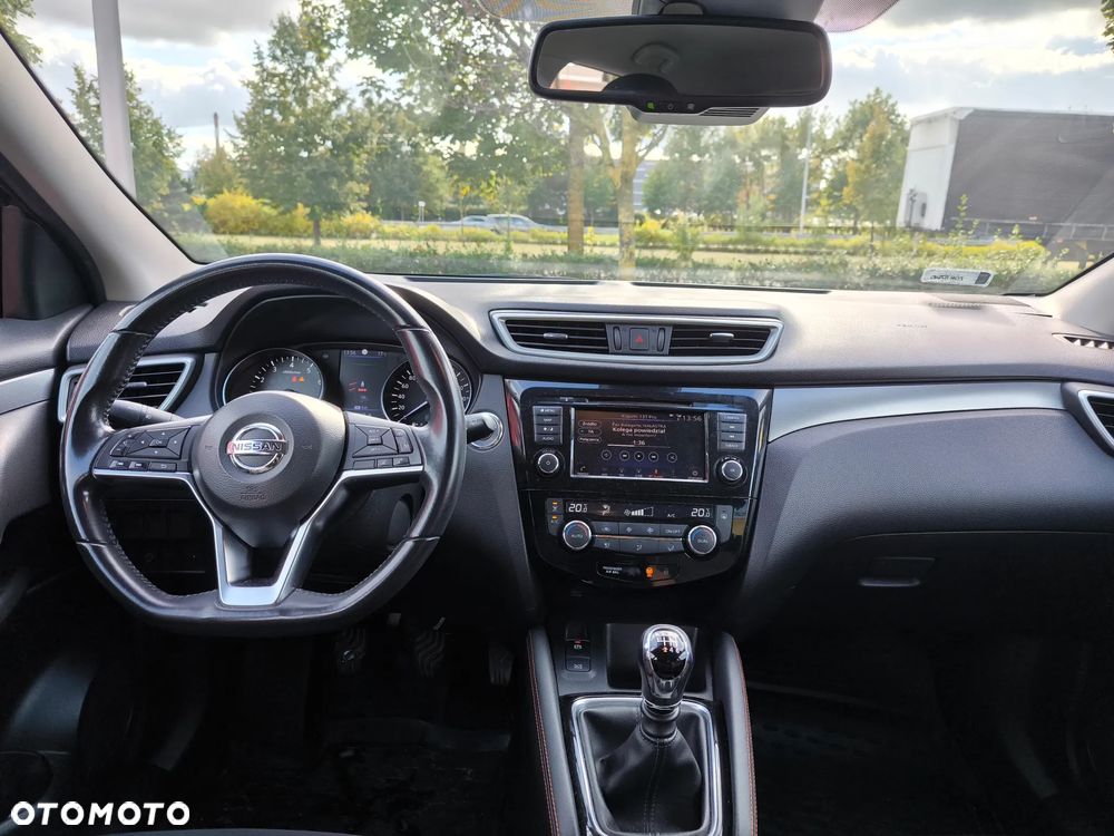 Nissan Qashqai 1.3 DIG-T Tekna - 9