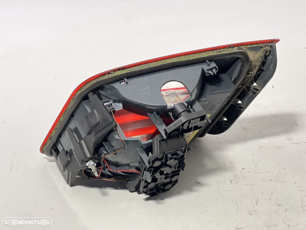 Farolim da mala Esq BMW 5 (F10) - 2