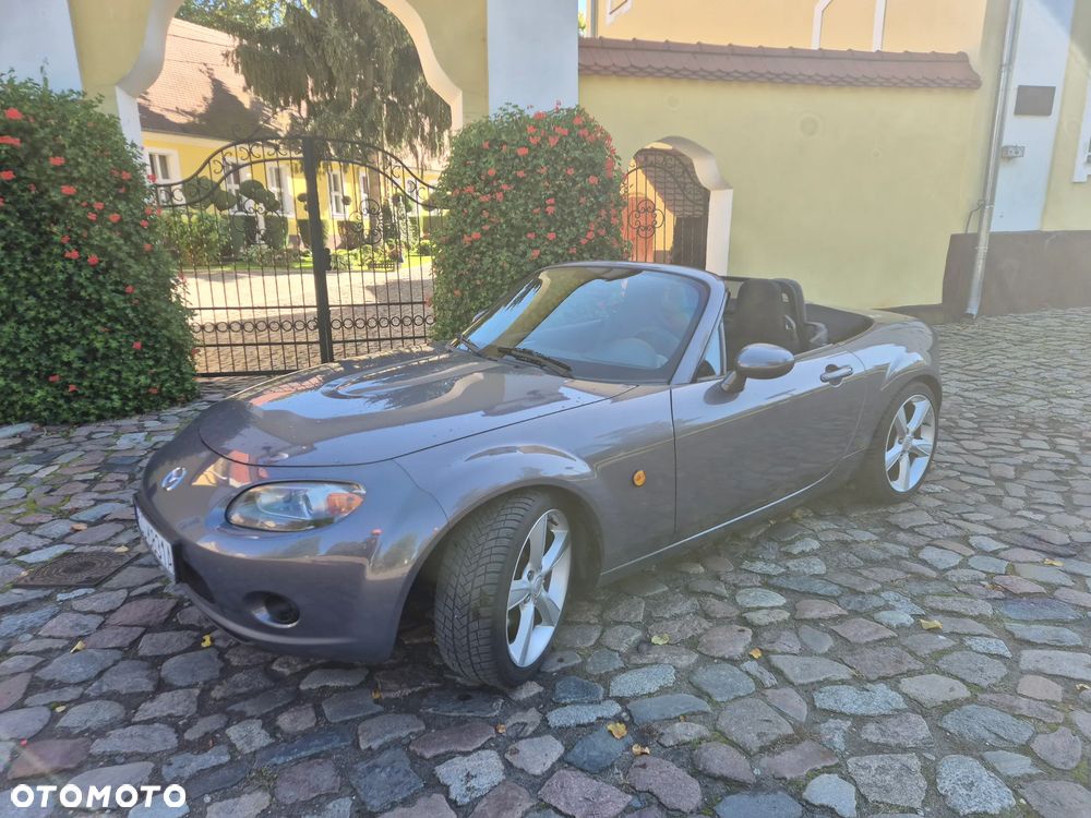 Mazda MX-5 2.0 MZR Emotion - 27