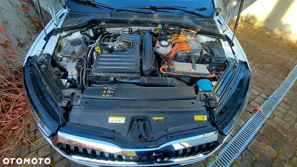 Skoda Octavia 1.4 TSI Plug-In Hybrid Style DSG - 40