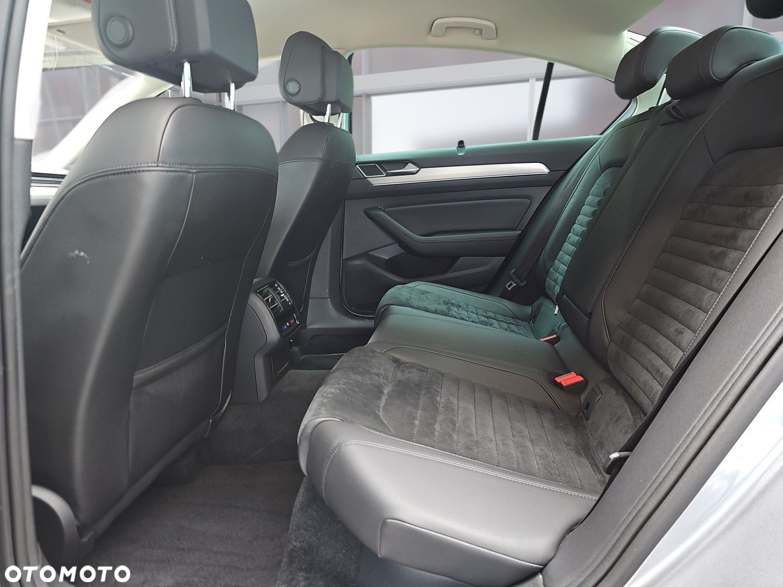 Volkswagen Passat 2.0 TDI BMT SCR Highline DSG7 - 23