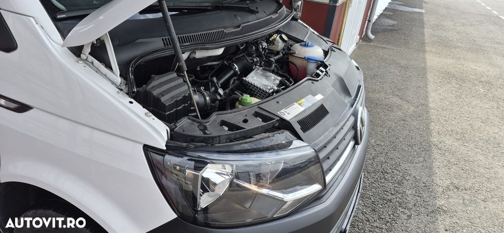 Volkswagen Transporter - 4