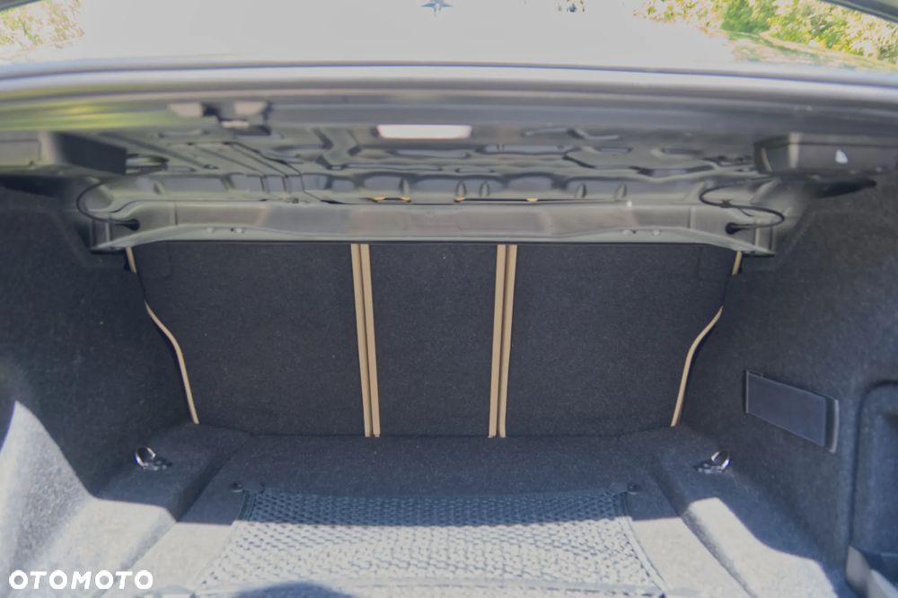 BMW Seria 3 328i - 18