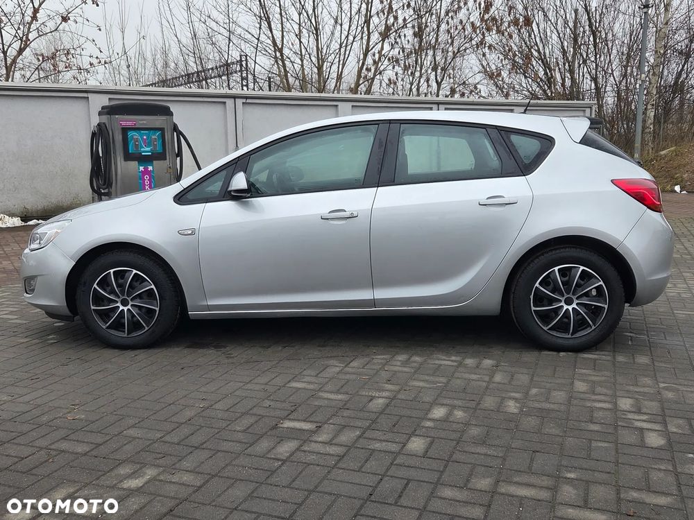 Opel Astra 1.6 Active - 12