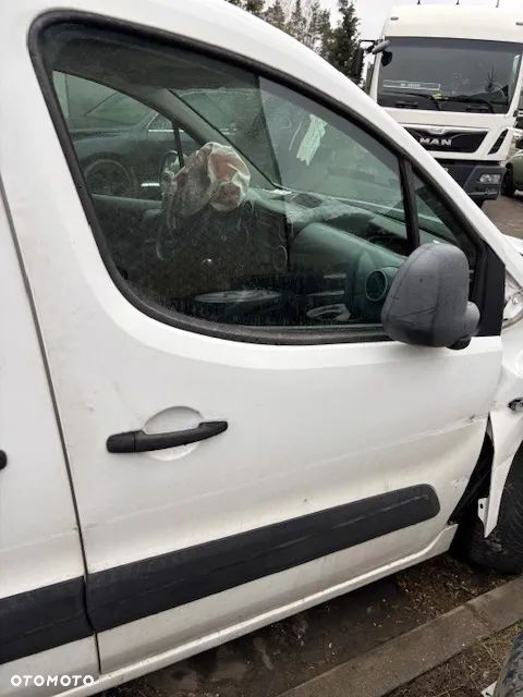 DRZWI PRAWE PRZÓD PEUGEOT PARTNER II