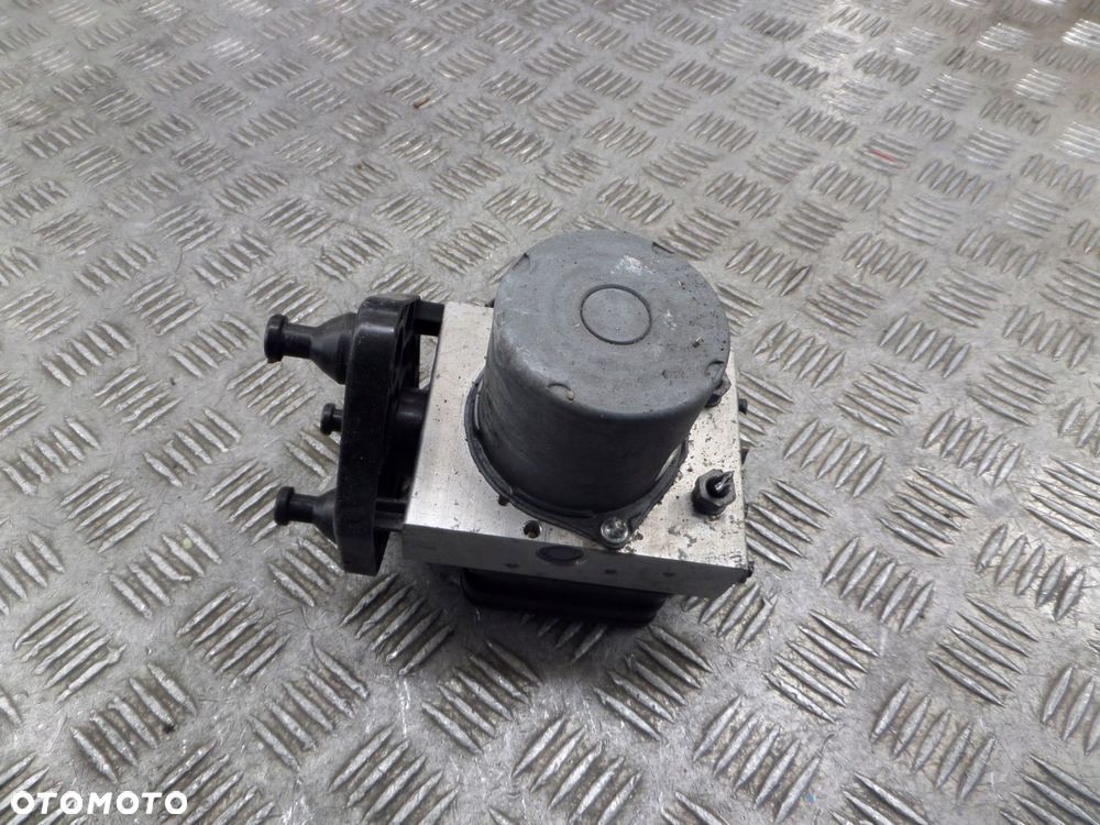 mercedes w907 pompa abs a9079003704 - 1