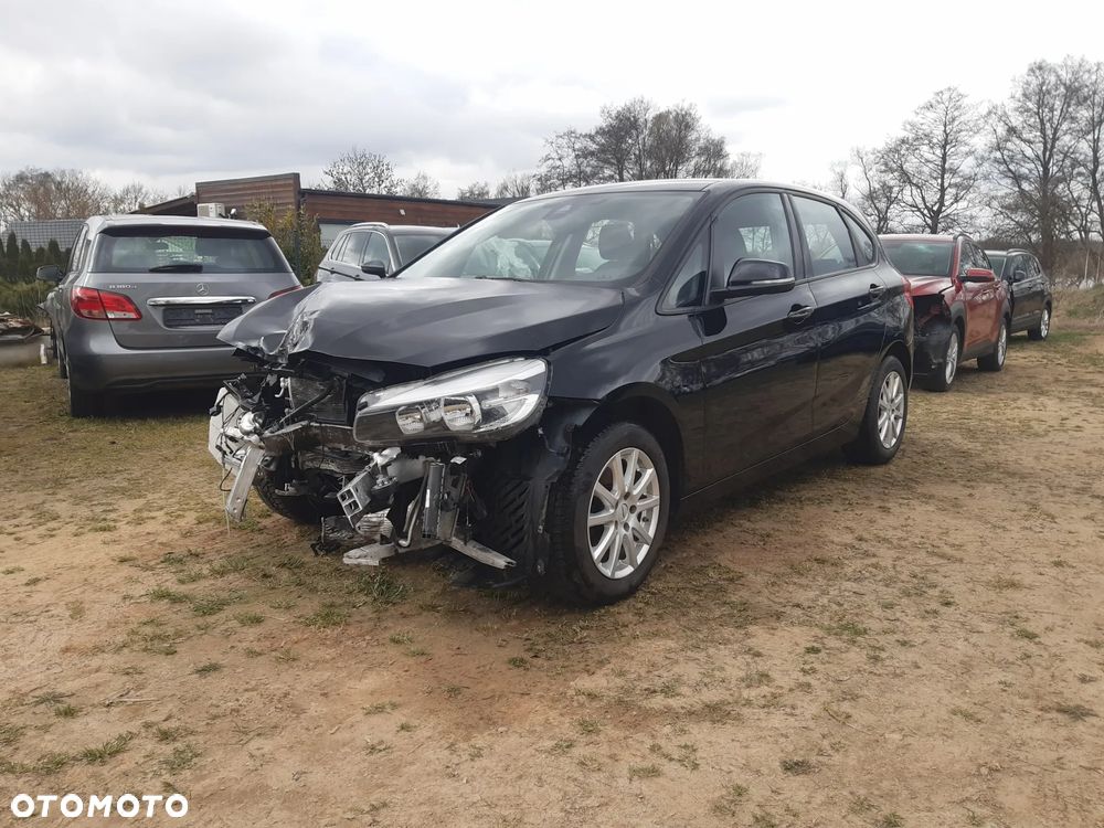BMW Seria 2 218i - 1