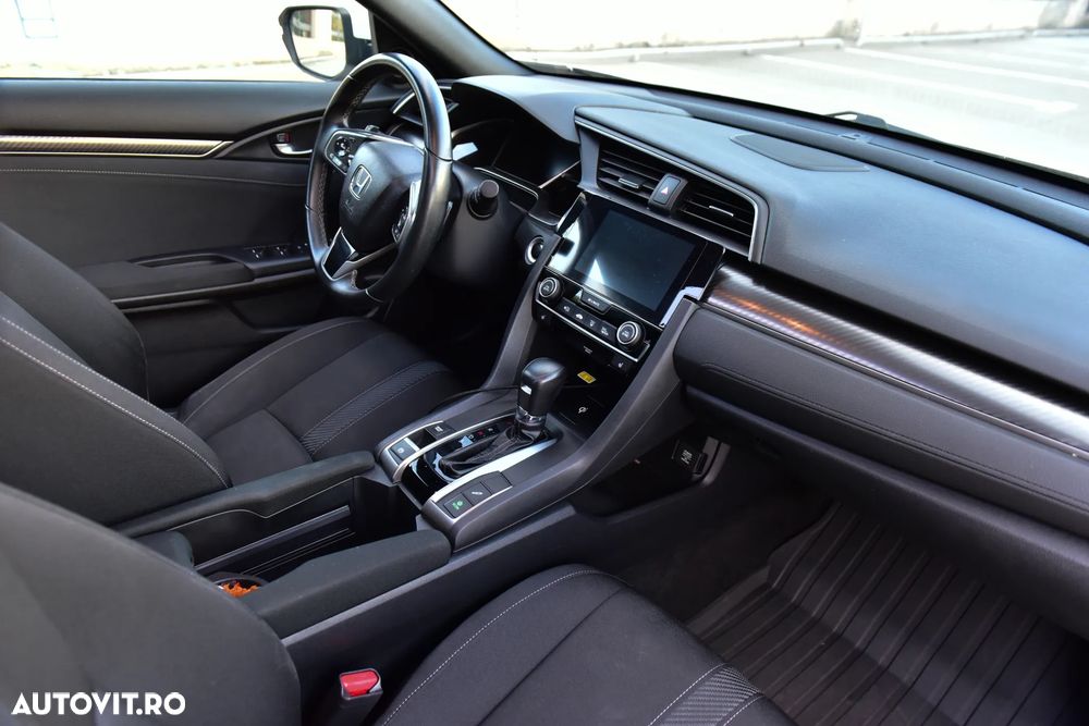 Honda Civic 1.5 VTEC Turbo CVT Sport Plus - 12
