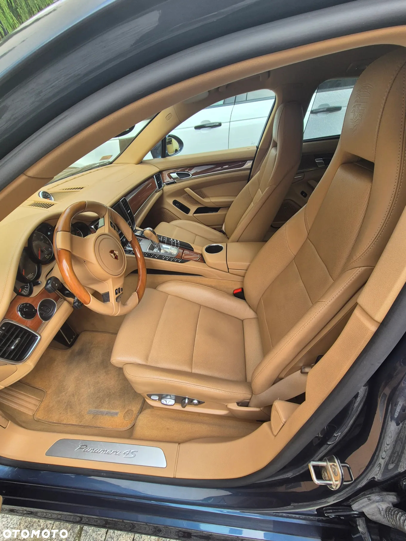 Porsche Panamera 4S - 9