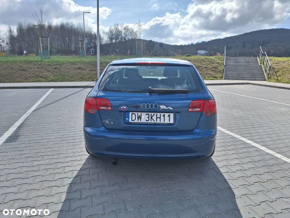 Audi A3 Sportback 1.6 FSI Ambition - 6