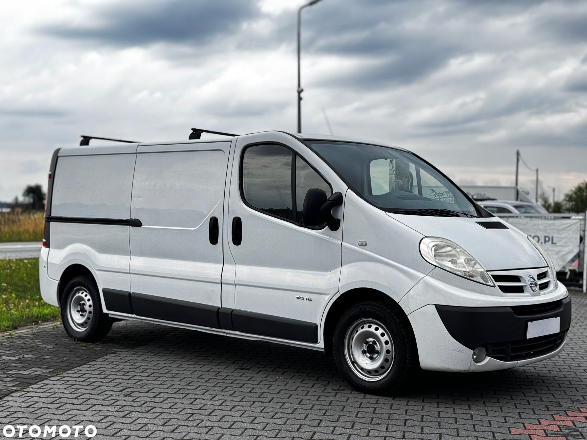 Nissan Primaster - 4