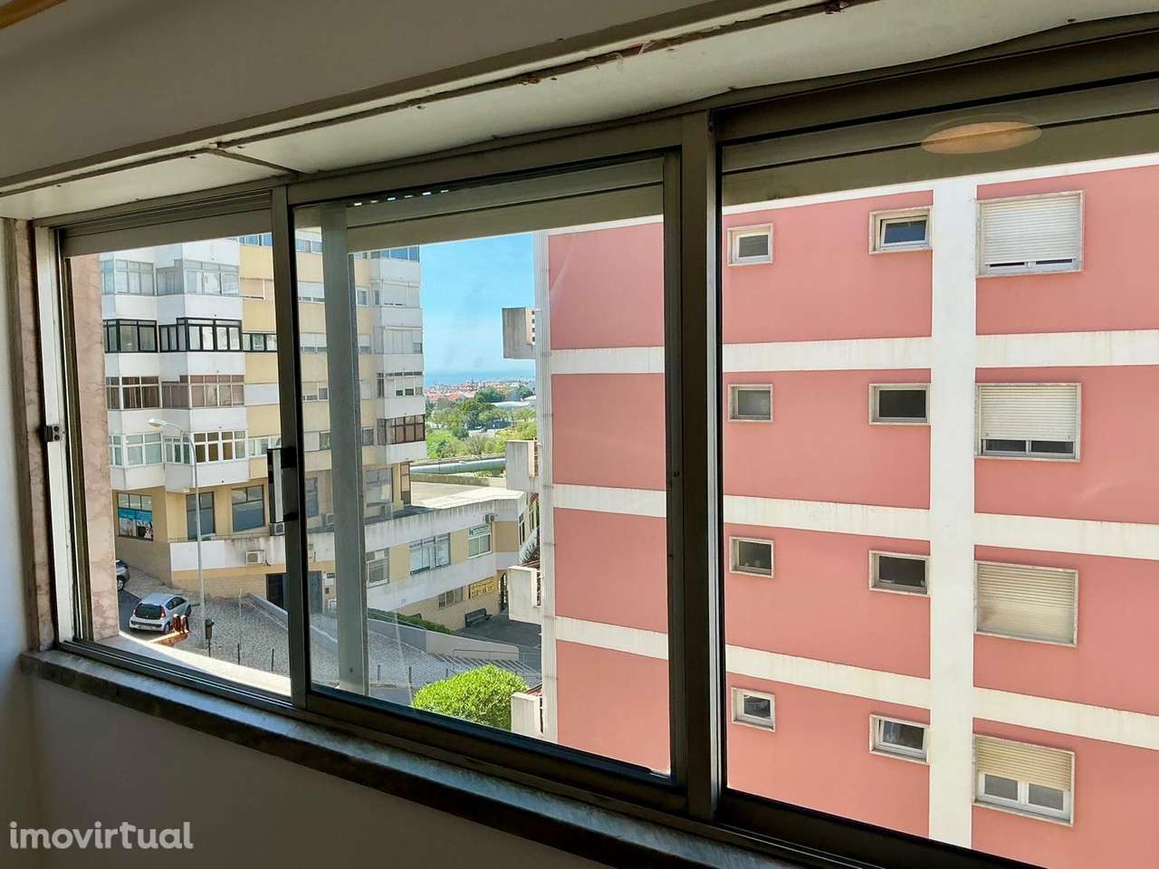 T1 amplo com vista mar a 5 min da estação de Paço de Arcos - Grande imagem: 3/16