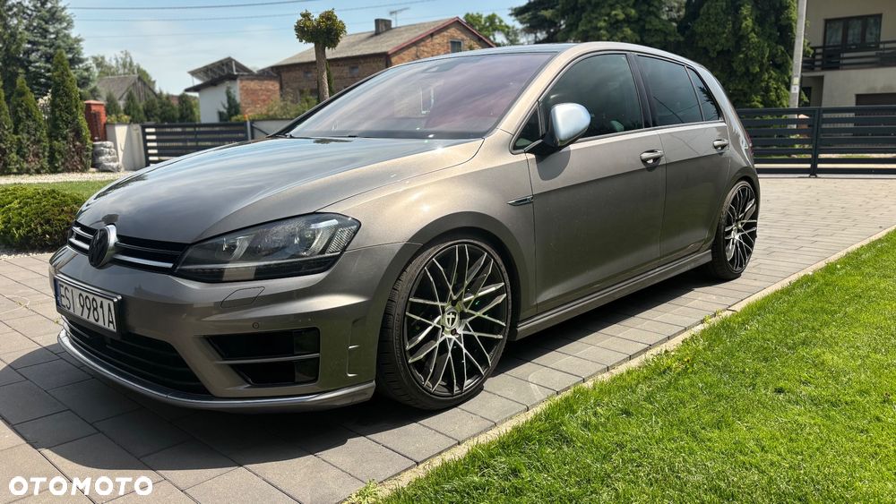 Volkswagen Golf - 21