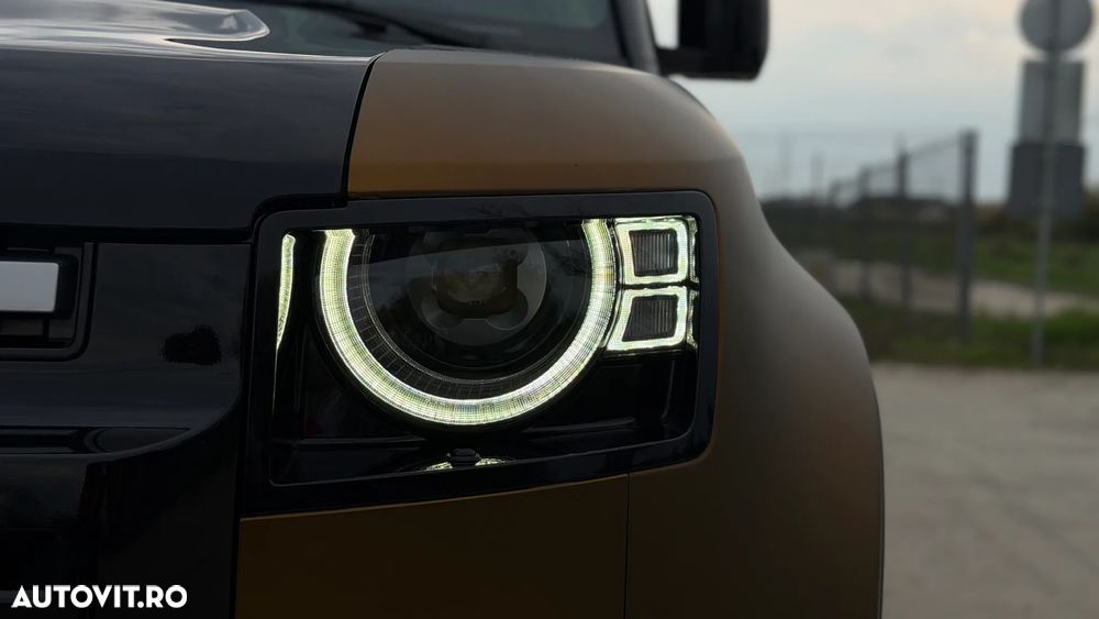 Land Rover Defender 90 3.0D 250 MHEV Hard Top X-Dynamic SE - 16