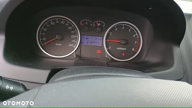 Hyundai Coupe - 12