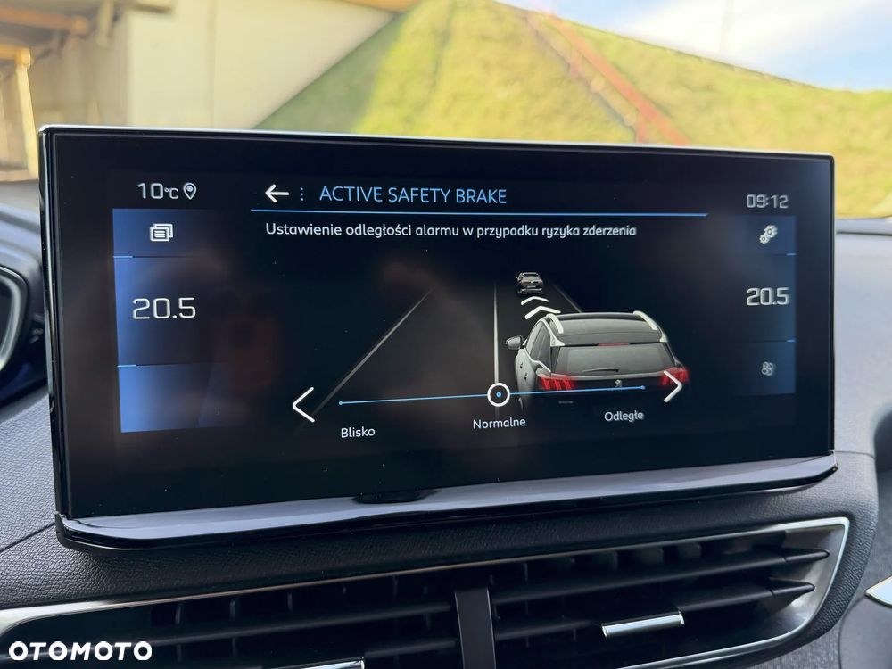 Peugeot 3008 BlueHDi 130 Stop & Start EAT8 Allure - 32