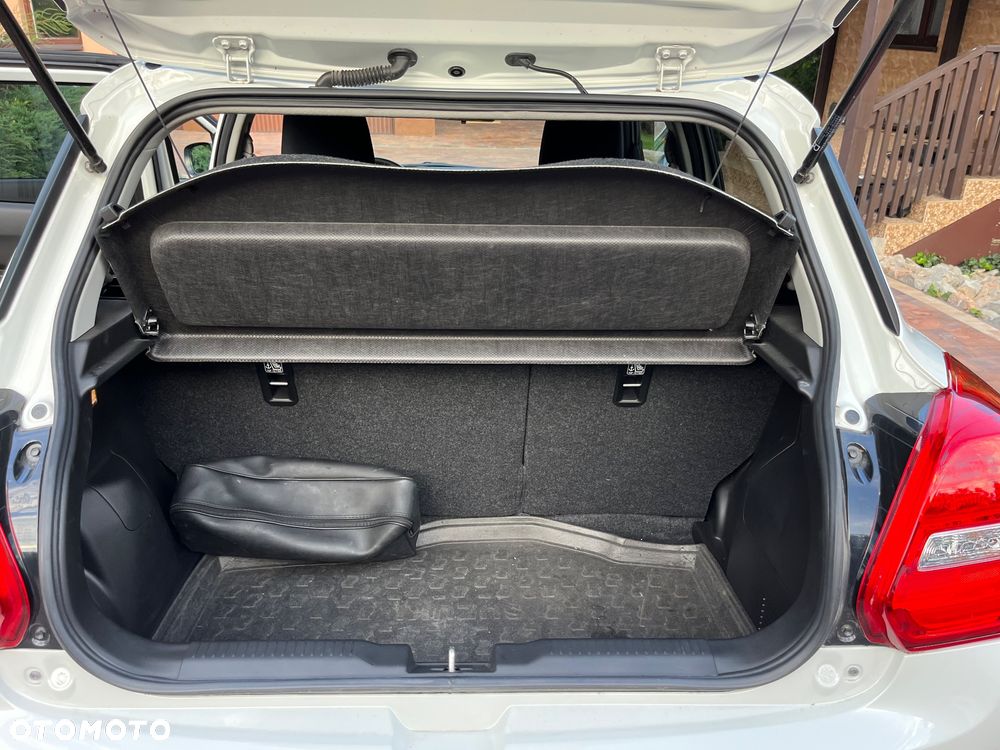 Suzuki Swift 1.2 Dualjet Hybrid CVT Comfort - 17