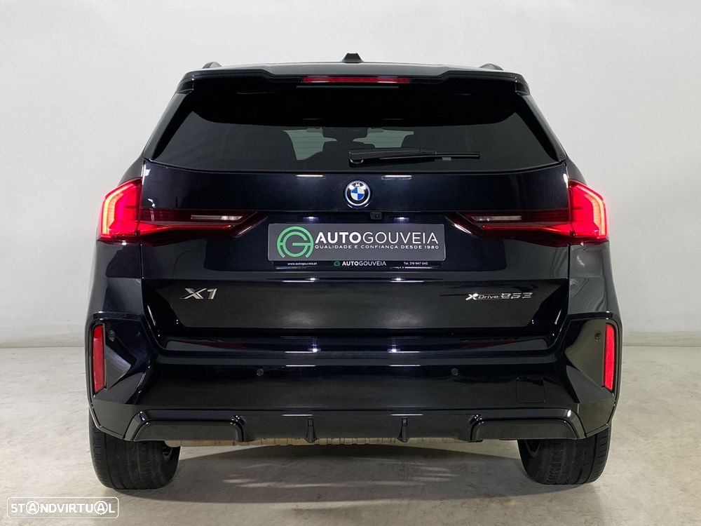 BMW X1 xDrive25e Edição Optimized - 7