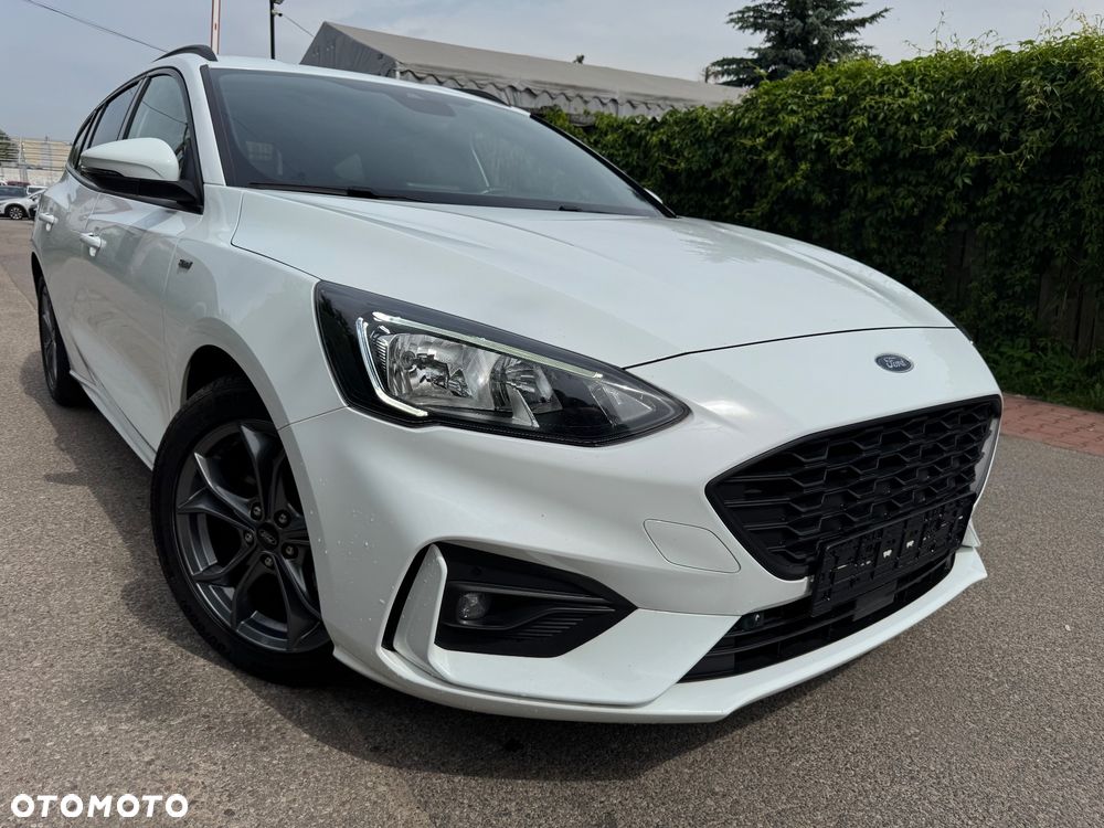 Ford Focus 1.5 EcoBlue Start-Stopp-System ST-LINE DESIGN - 2