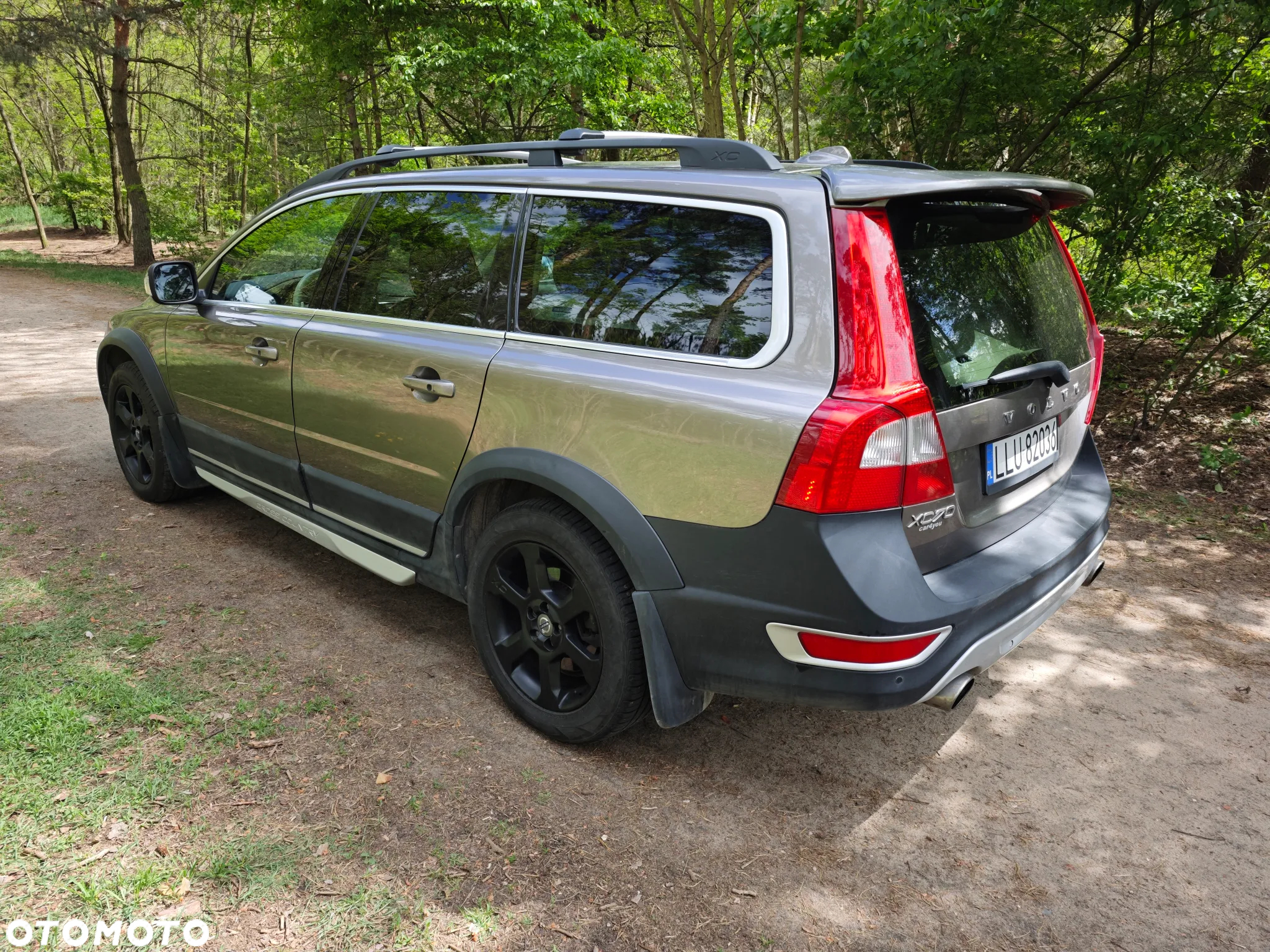 Volvo XC 70 - 4