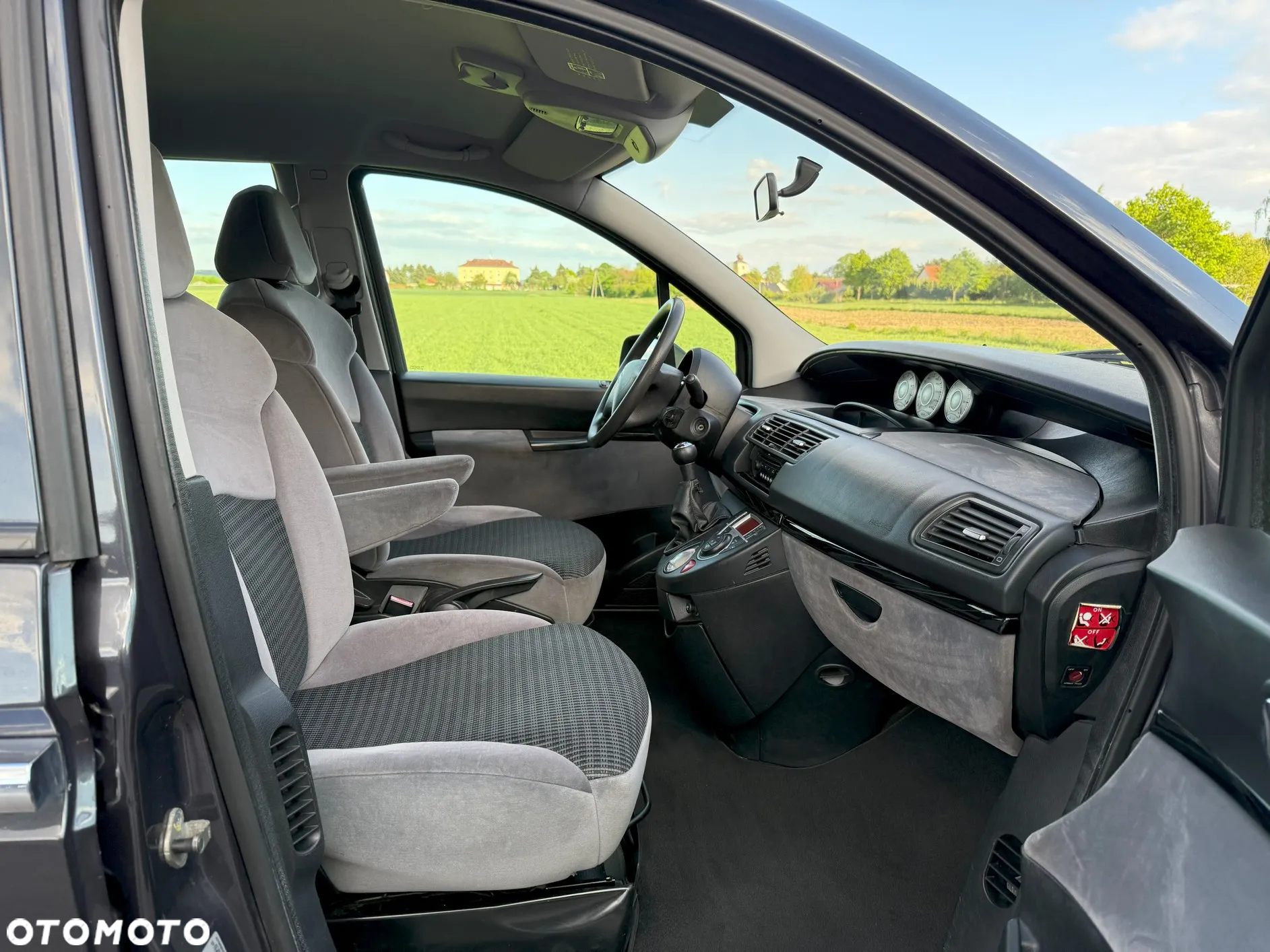 Citroën C8 2.0 16V Style - 9