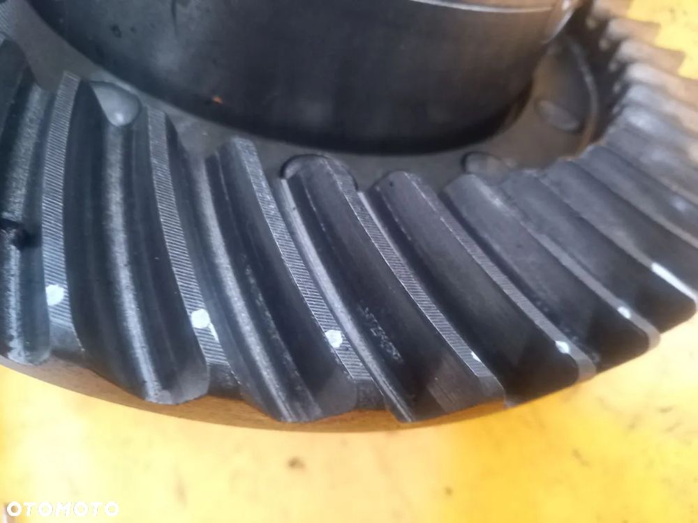 Atak 8x45 dyferencjał mostu tył tylnego New Holland 6640 - 3