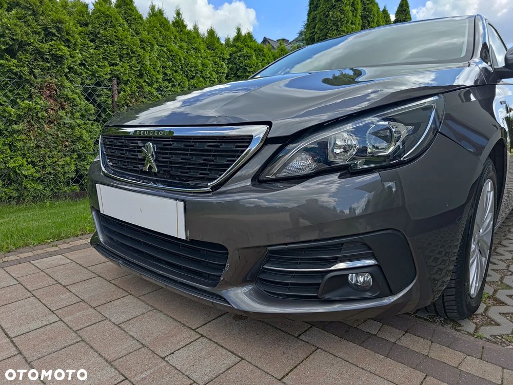 Peugeot 308 - 10