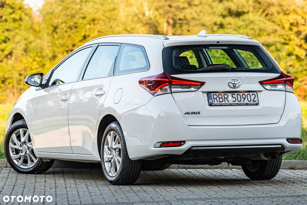 Toyota Auris 1.2 T Dynamic - 4