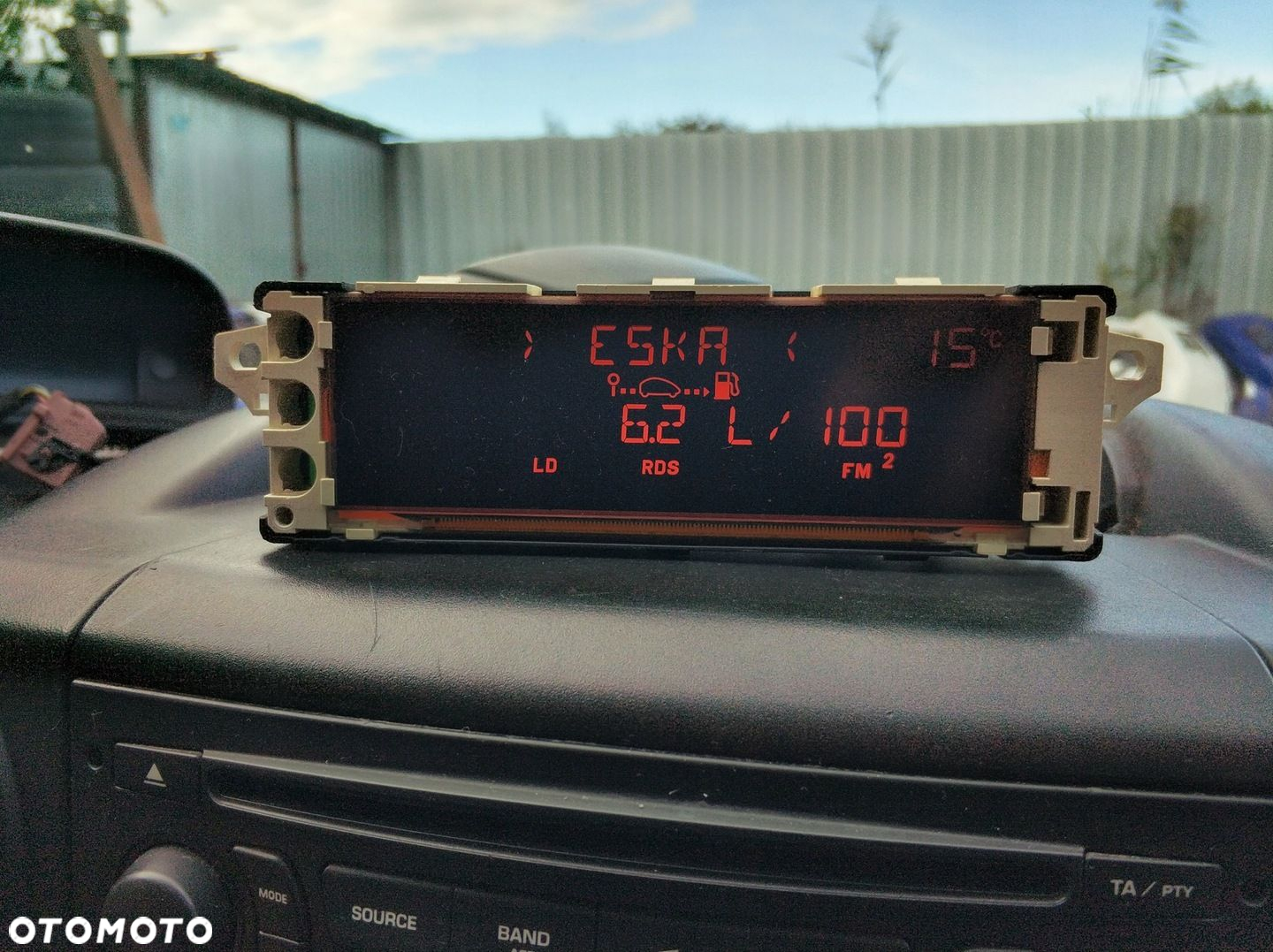 wyświetlacz ekran zegarek deski radia PEUGEOT 207 - 4