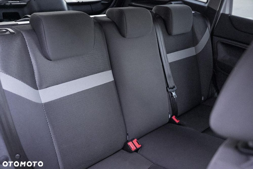 Ford Kuga 2.0 TDCi Titanium - 12