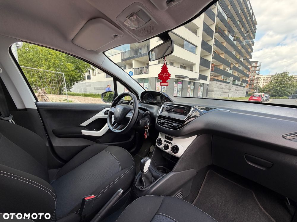 Peugeot 208 1.2 PureTech Active - 11